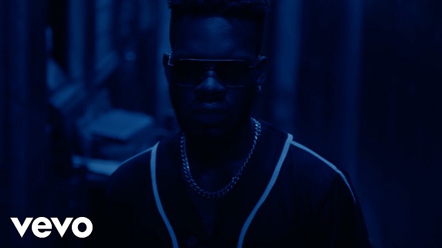 Broda-Shaggi-Cross-My-Lane-video